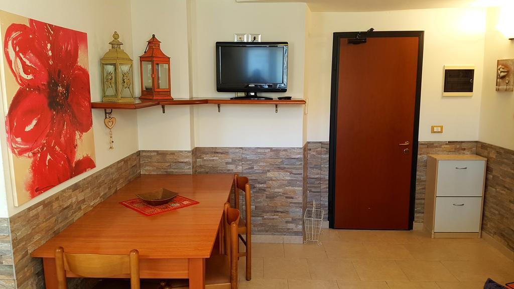 Residence La Villetta Rimini Bagian luar foto